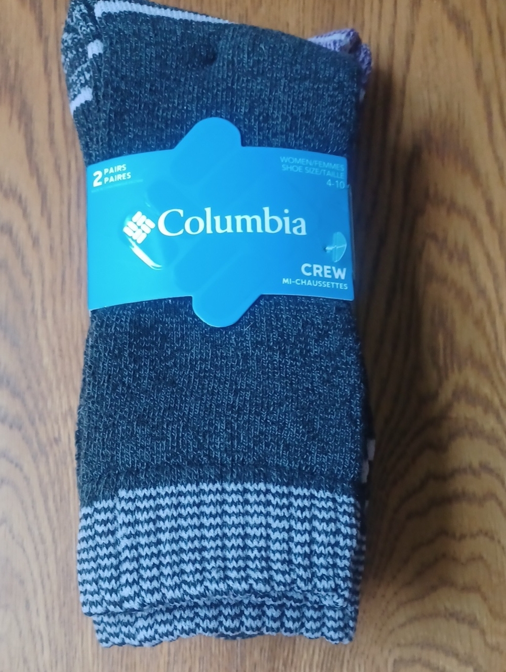 2 NEW COLUMBIA CREW SOCKS